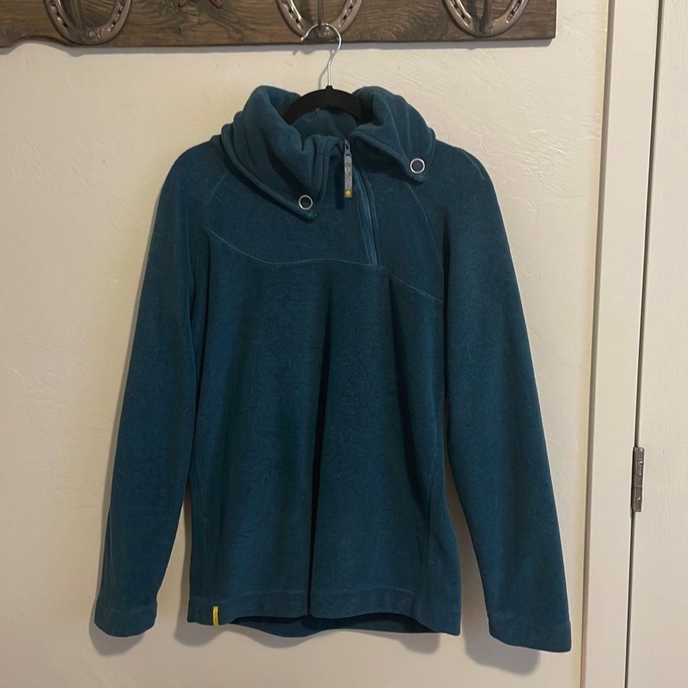 Lolë Fleece Pullover